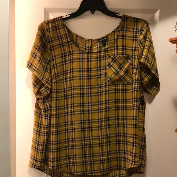 Plaid Top - Picture 1 of 6